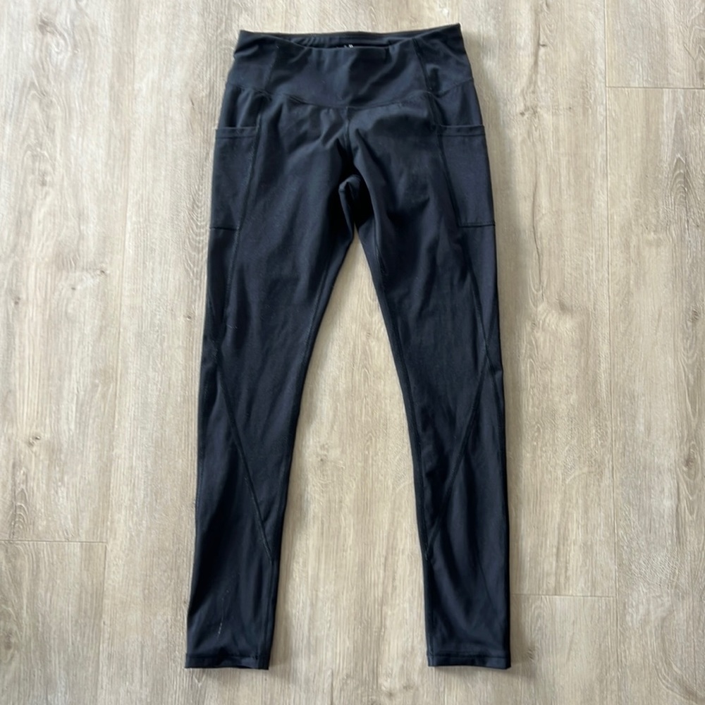 Black leggings from Heathyoga. Size M.